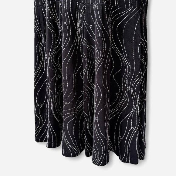 Y2k black abstract midi skirt white contrast embroidery sz med whimsigoth witchy - Picture 6 of 8